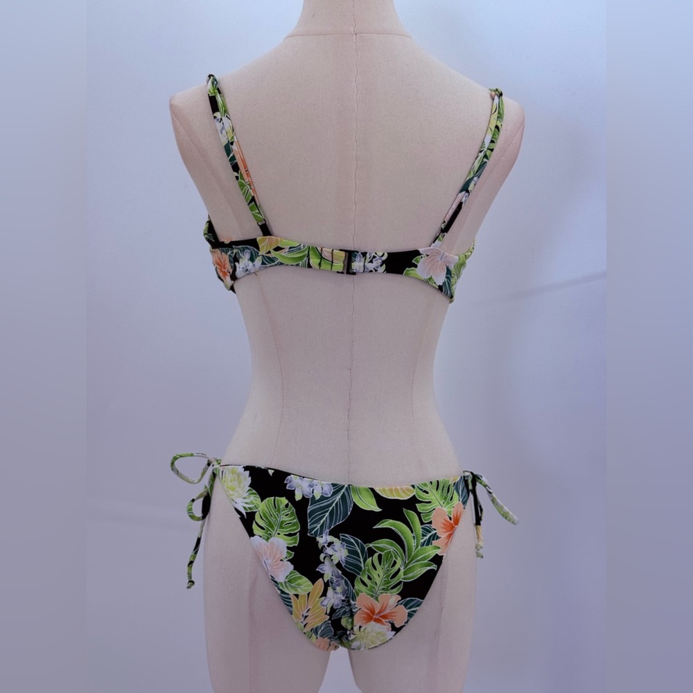 Volcom Eco True Swim Collection Tropical Floral Bikini Set  
Adjustable Straps - Picture 3 of 15